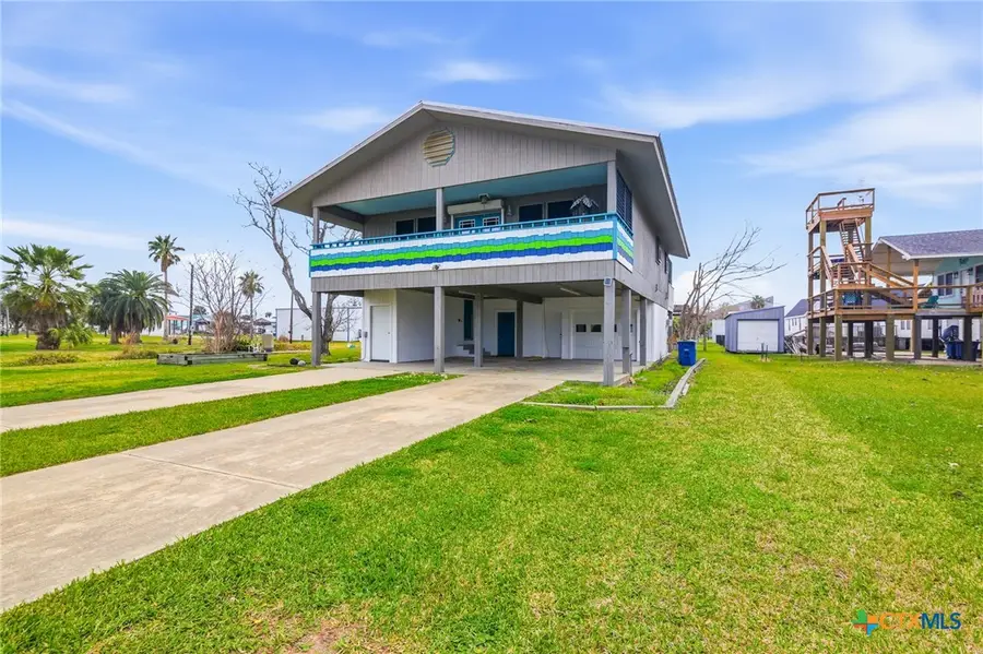 115 W Adams Street, Port O Connor, TX 77982 - #2