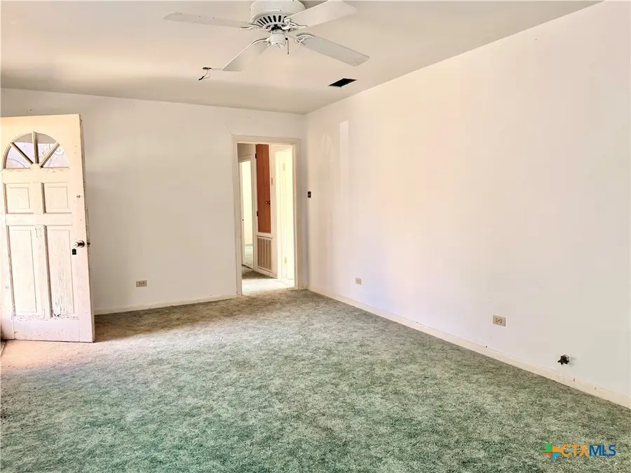 1314 Gardien Street, Gonzales, TX 78629 - #3