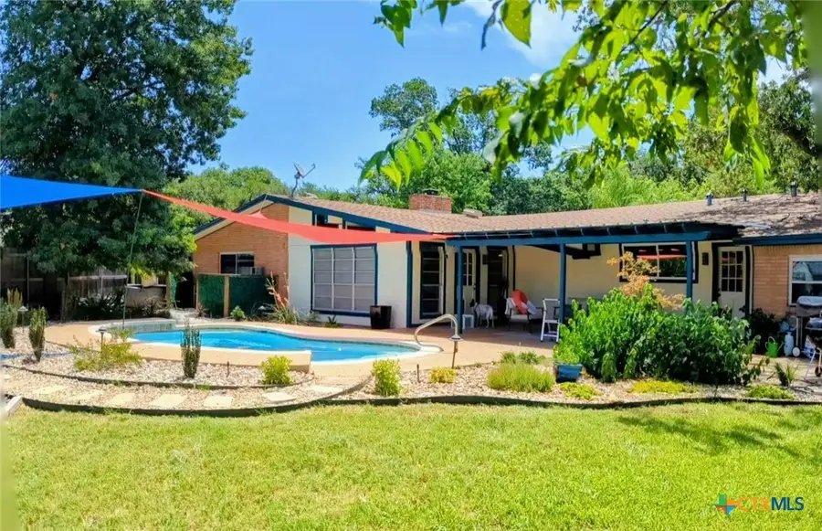 410 Downing Street, Belton, TX 76513 - #3