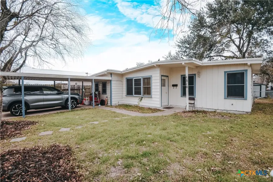 1310 E Rosebud Avenue, Victoria, TX 77901 - #2