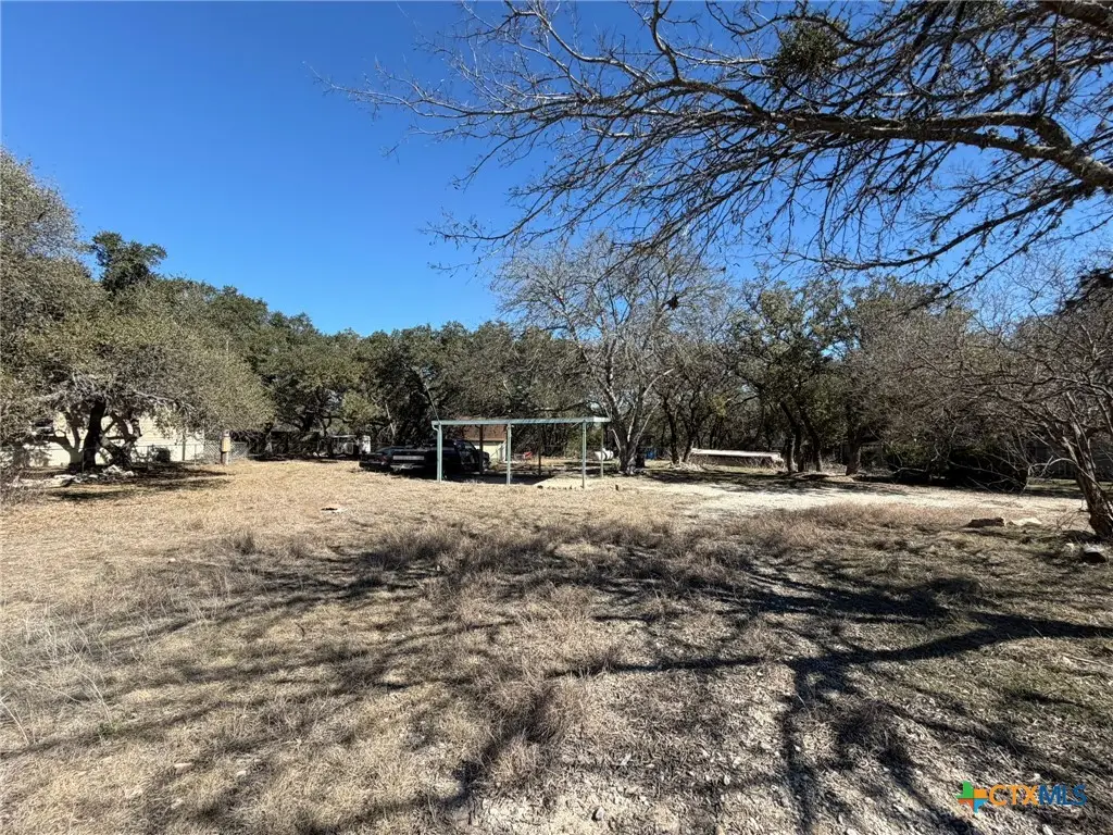 626 W Clark Street, Canyon Lake, TX 78133 - #1