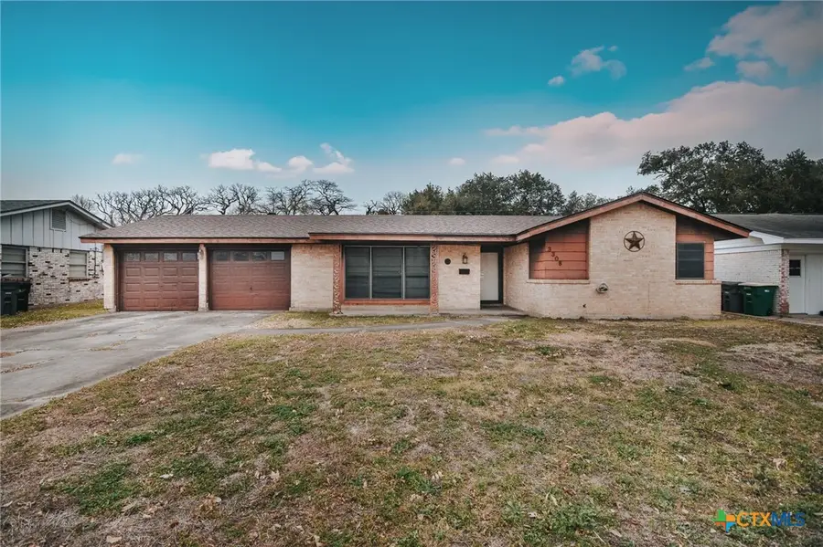 3308 Erwin Avenue, Victoria, TX 77901 - #2