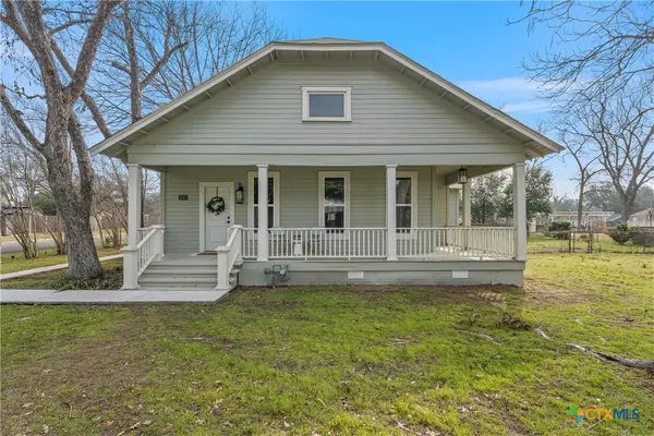 1007 N Jackson Avenue, Cameron, TX 76520