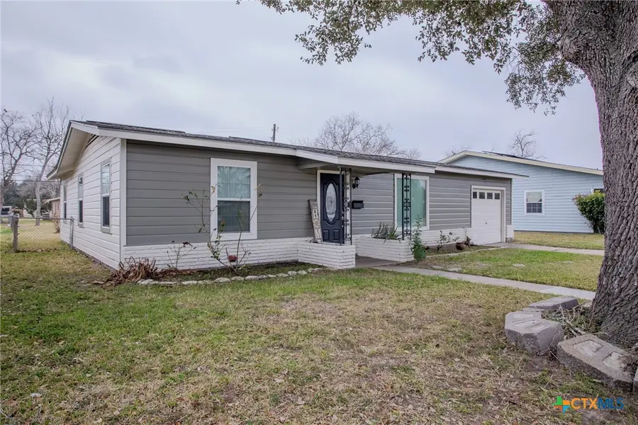 3505 Oaklawn Street, Victoria, TX 77901 - #2
