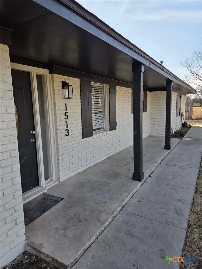 1513 W Main Street, Little River Academy, TX 76554 - #1