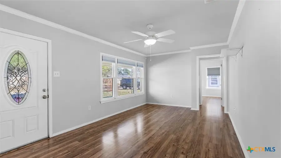 420 Wallace Street, Seguin, TX 78155 - #3