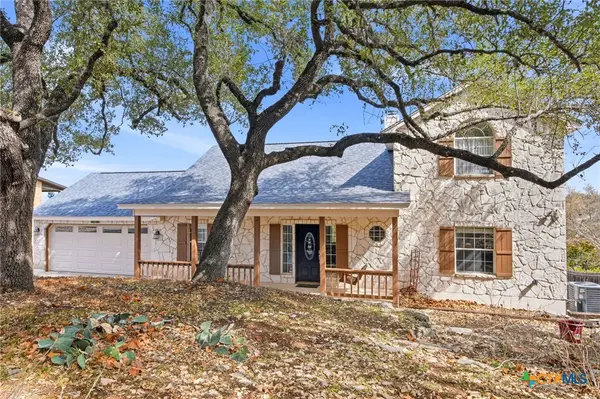 1122 Highland Terrace Drive, Canyon Lake, TX 78133