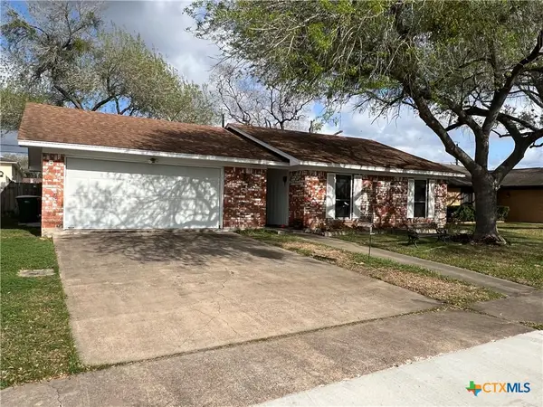 310 Monterrey Drive, Victoria, TX 77904