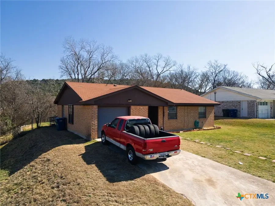930 Dryden Avenue, Copperas Cove, TX 76522 - #3