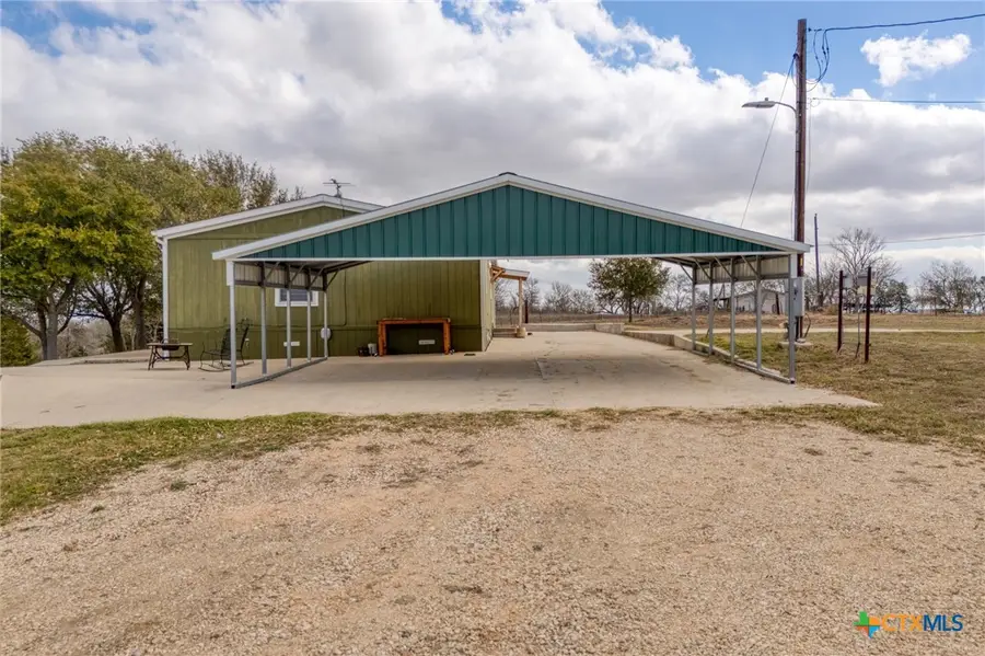 250 Rocky Road, Lockhart, TX 78644 - #2