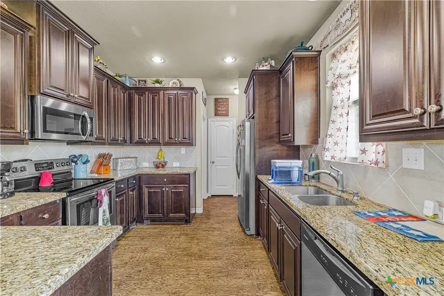 1032 Levi Sloan Road, Victoria, TX 77904 - #2