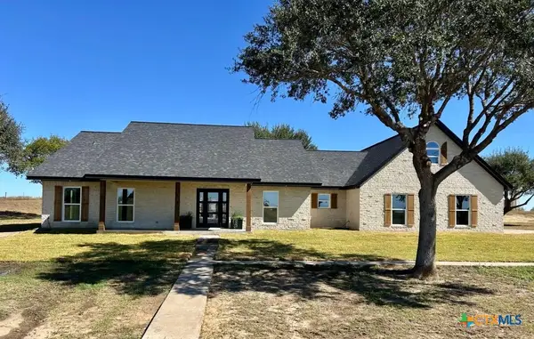 1284 County Road 335, Shiner, TX 77984