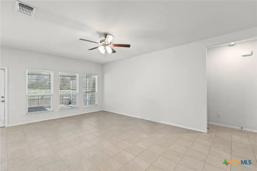 424 Oxford Lane, Troy, TX 76579 - #3