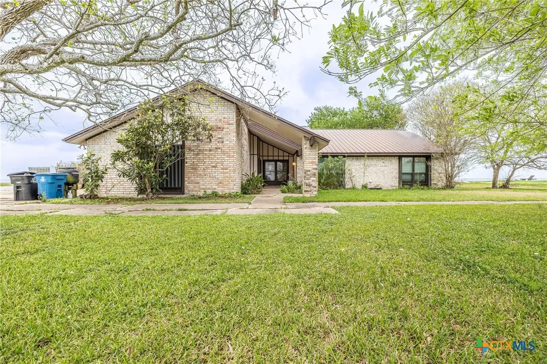 3 Bayshore Drive, Port Lavaca, TX 77979 - #1