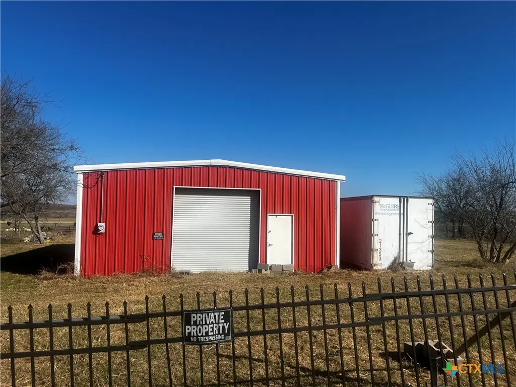 605 Rogers Cemetery Road, Rogers, TX 76569 - #1