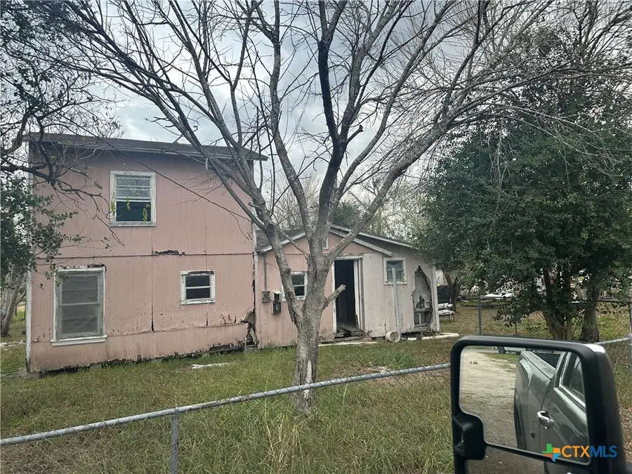 713 Rosita, Sinton, TX 78387 - #2