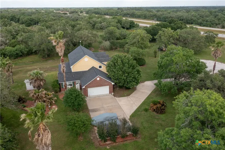 403 Oakside Drive, Victoria, TX 77905 - #3