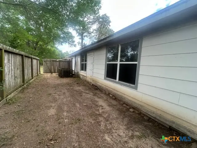 239 Robertson Street, Lolita, TX 77971 - #3