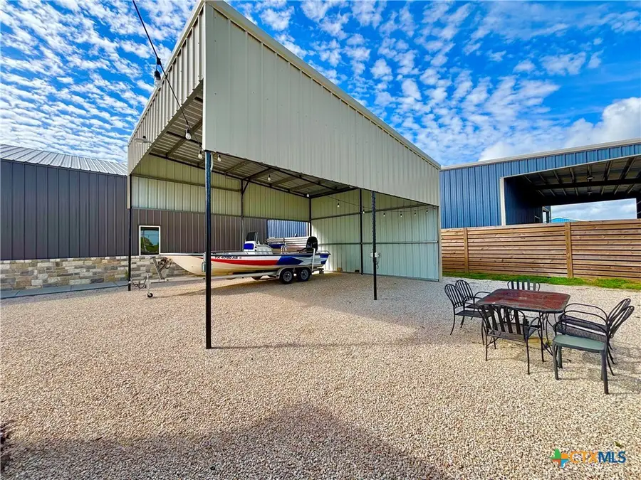 359 N Byers, Port Oconnor, TX 77982 - #2