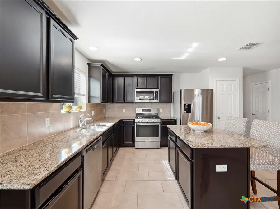 8718 Flint Rock Way, Converse, TX 78109 - #3