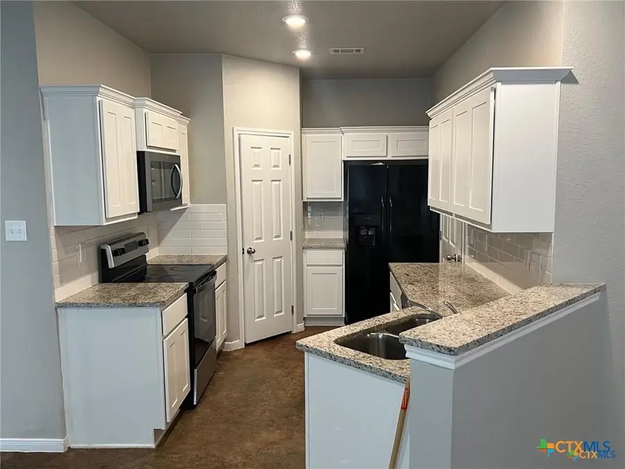 117 E Valley Road, Harker Heights, TX 76548 - #2