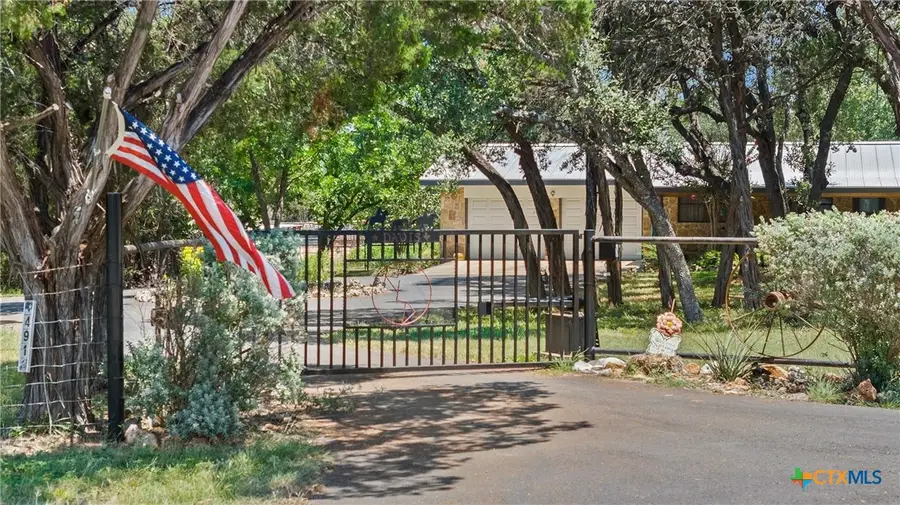 491 Lone Oak Road, New Braunfels, TX 78132 - #2