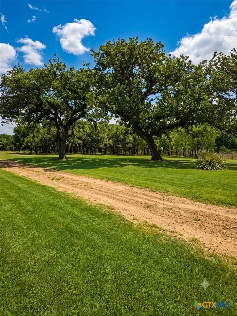 925 Old Spanish Trl, Buchanan Dam, TX 78609 - #3