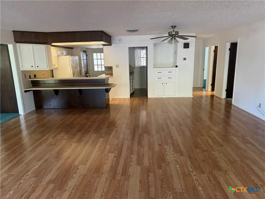 6 Ramona Lane, Victoria, TX 77904 - #2