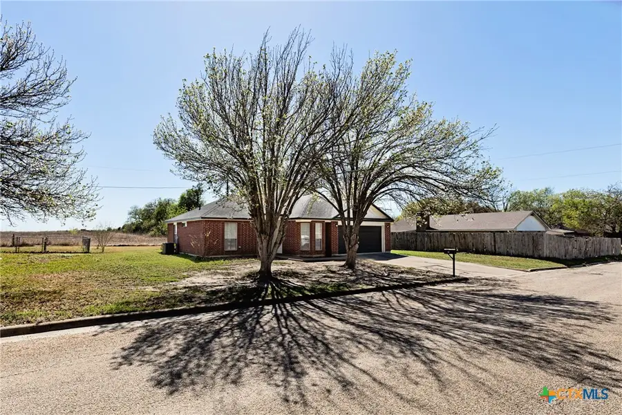 809 Steven Street, Troy, TX 76579 - #3