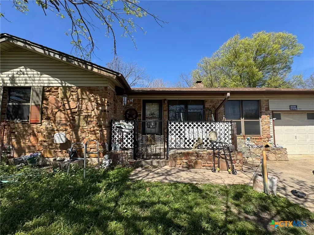 802 S 23rd Street, Copperas Cove, TX 76522 - #1