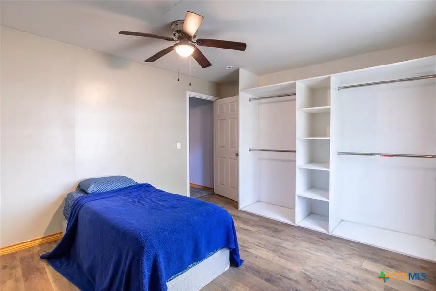 2203 E Trinity Street, Victoria, TX 77901 - #2