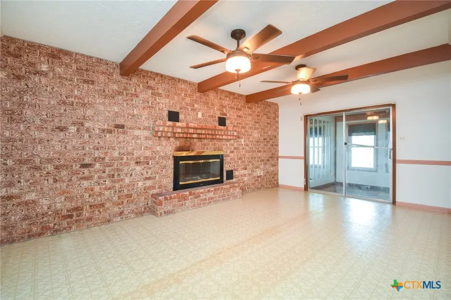 605 State Highway 172, Ganado, TX 77962 - #3