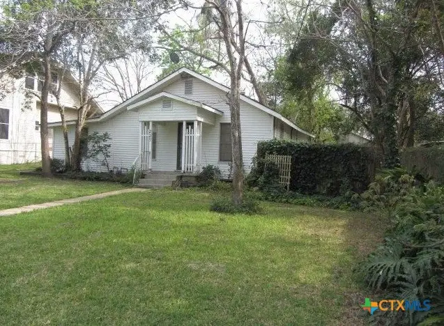 227 W End Street, Goliad, TX 77963 - #2