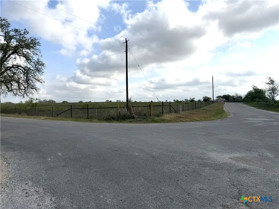 000 Old Kelley Road, Lockhart, TX 78644 - #2
