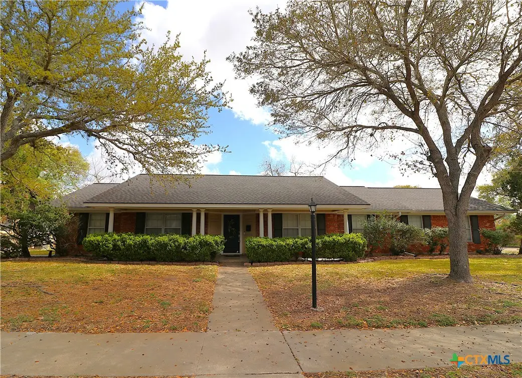 417 Salisbury Lane, Victoria, TX 77904 - #1