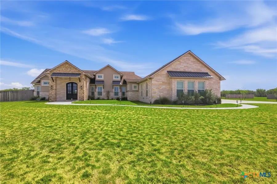 500 Sendera Loop, Victoria, TX 77904 - #2