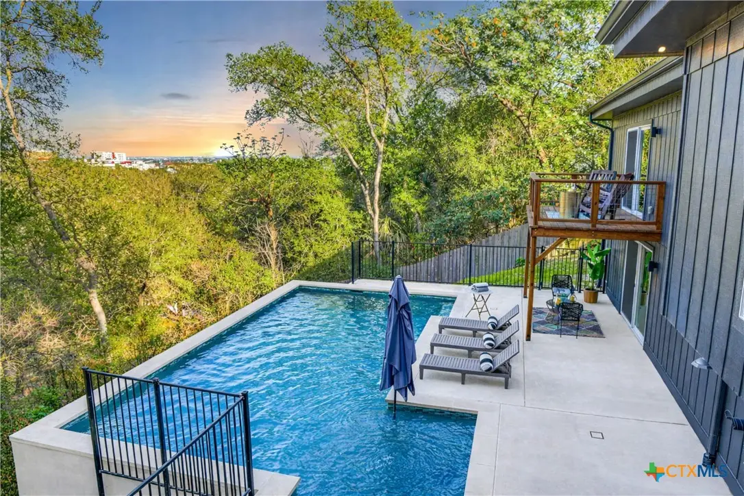 810 N Loop Street, San Marcos, TX 78666 - #1