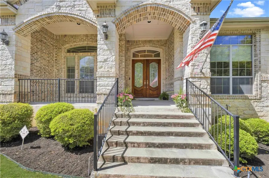 205 W Majestic Oak Lane, Georgetown, TX 78633 - #3