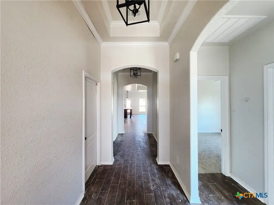 712 Golden Eagle Drive, Salado, TX 76571 - #2