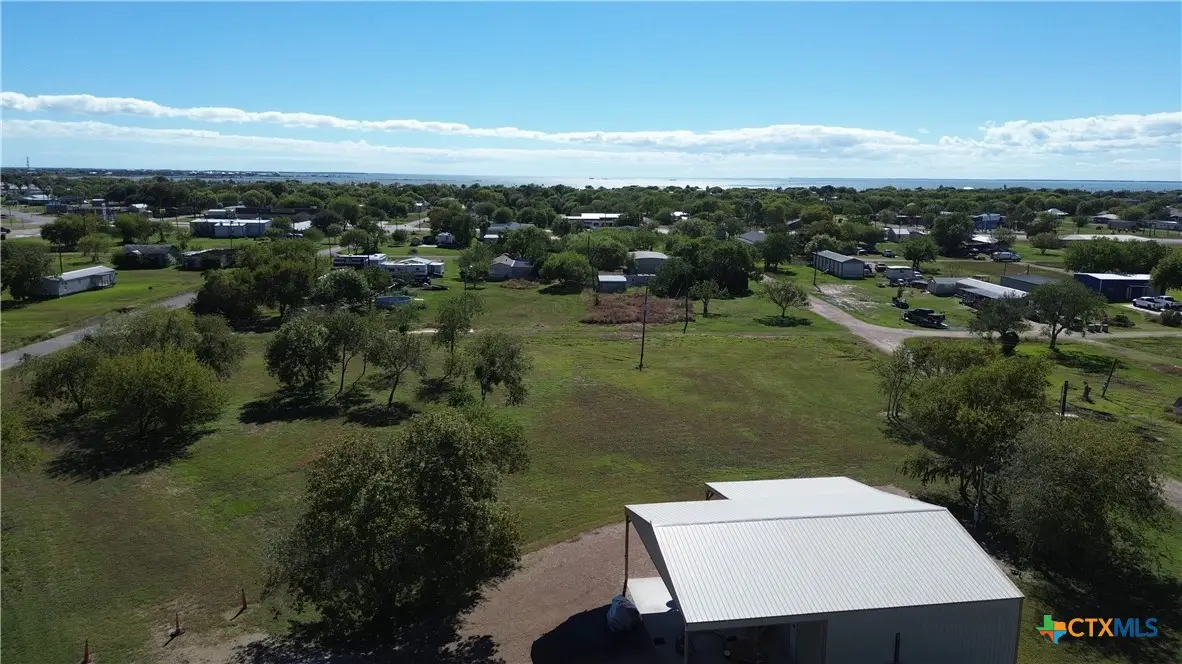 407 W Oakland Avenue, Seadrift, TX 77983 - #1