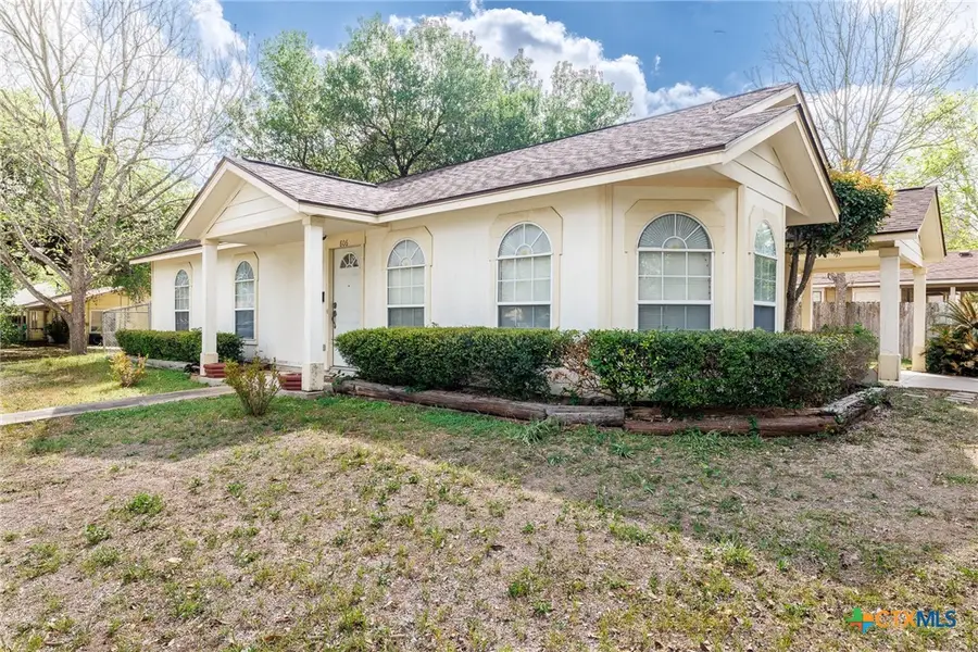 806 Saint Michael Street, Gonzales, TX 78629 - #2