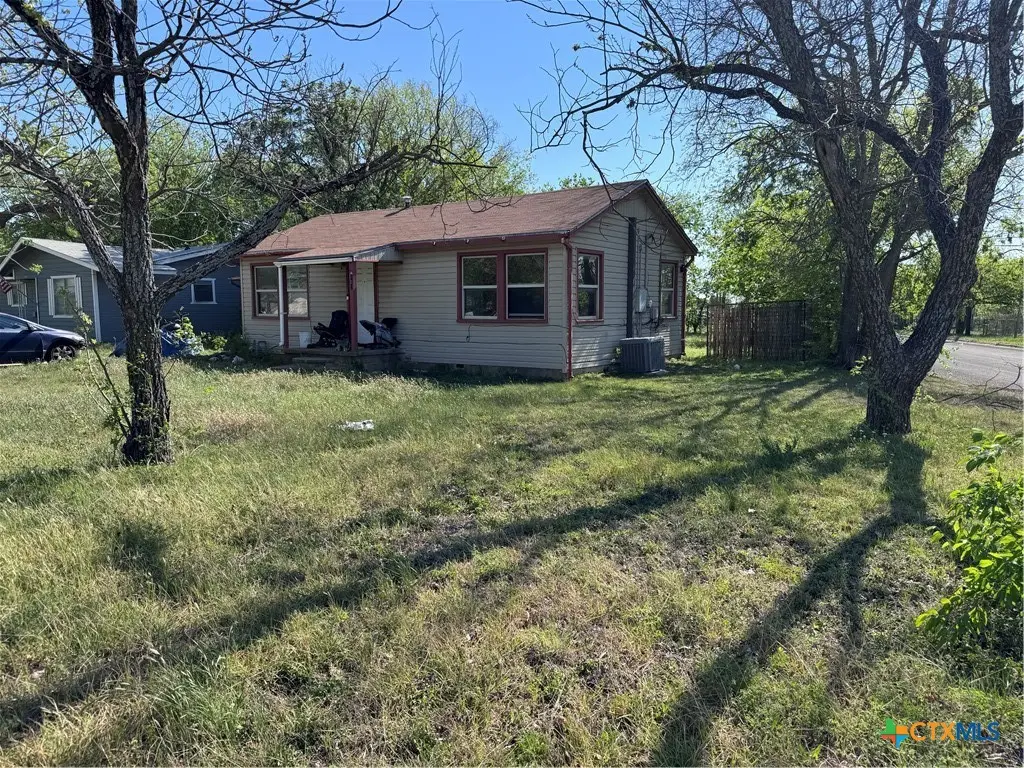 402 4th Street, Copperas Cove, TX 76522 - #1