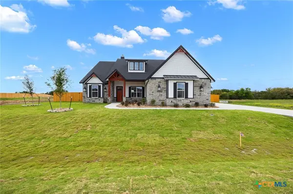 11151 Golden Eagle Avenue, Salado, TX 76571