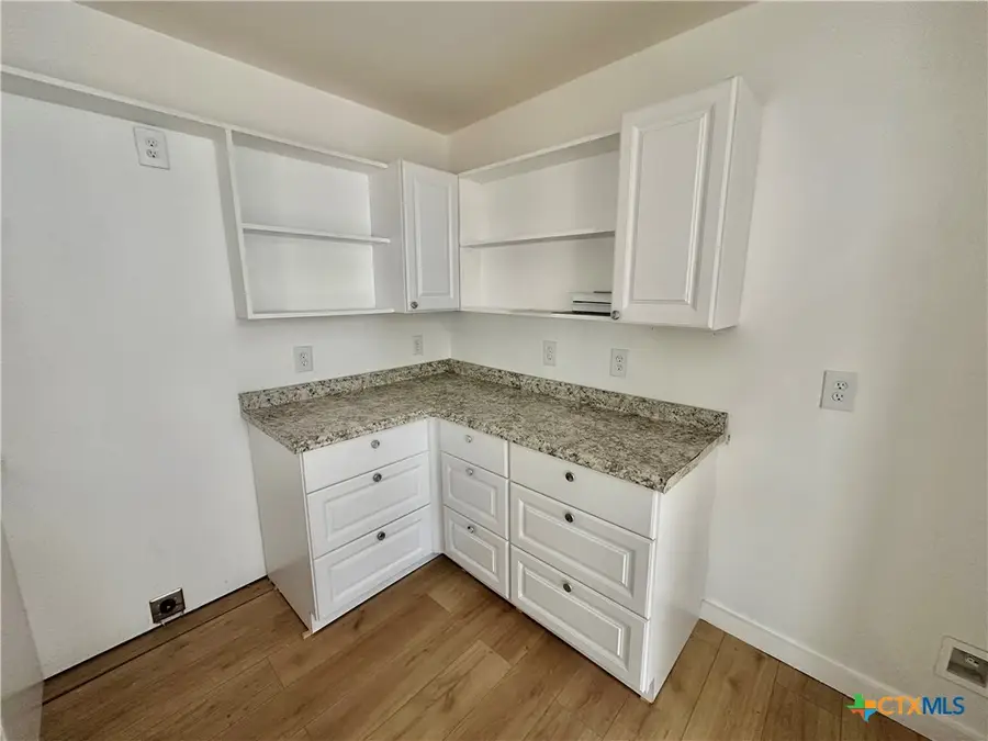 929 Veterans Street, Seguin, TX 78155 - #3