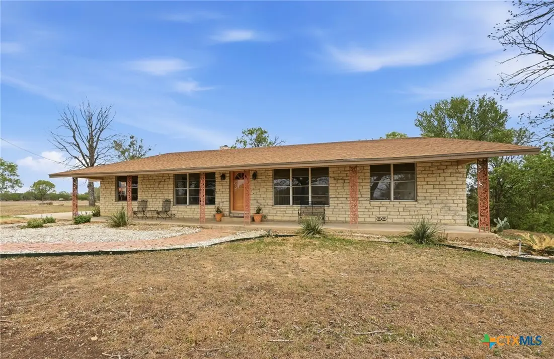 3500 Scull Road, Martindale, TX 78655 - #1