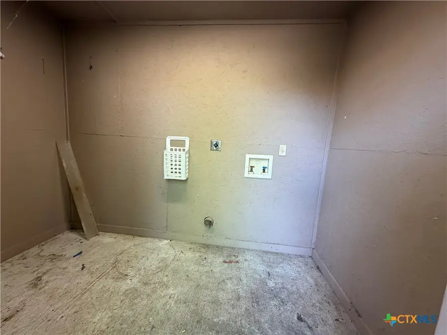 610 & 612 Carrie Avenue, Killeen, TX 76541 - #3