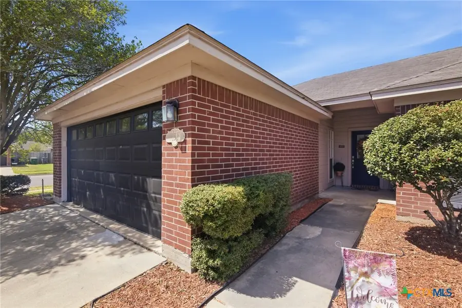 102 Palomino Lane, Victoria, TX 77904 - #3