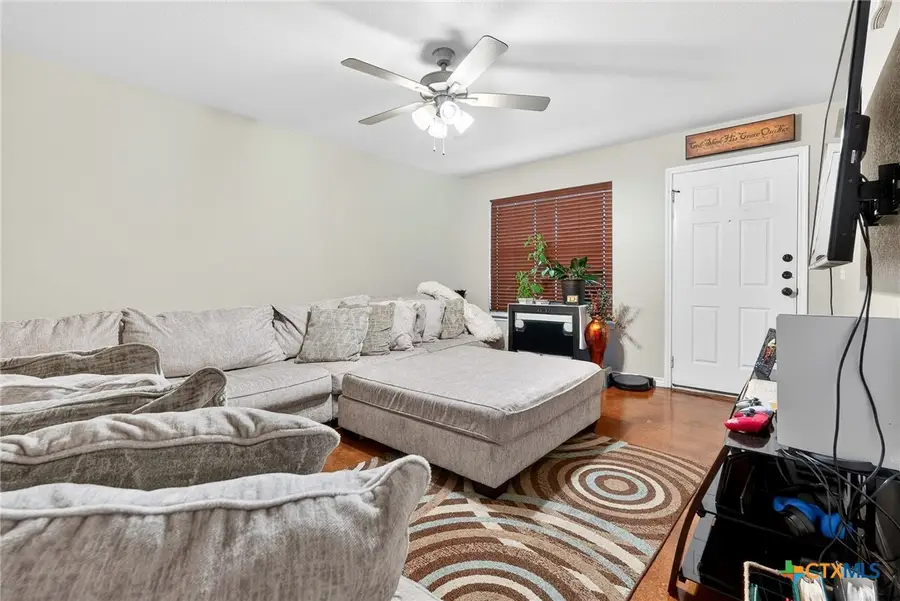 207 W Cardinal Lane, Harker Heights, TX 76548 - #3