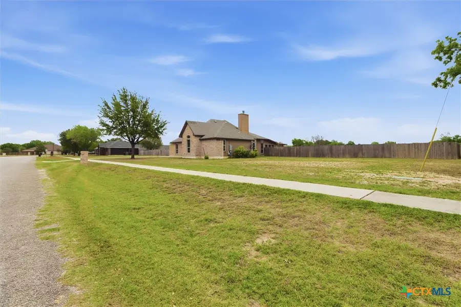 197 Thomas Drive, Martindale, TX 78655 - #2