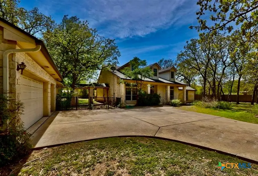 105 Oak Plaza Drive, Georgetown, TX 78628 - #1